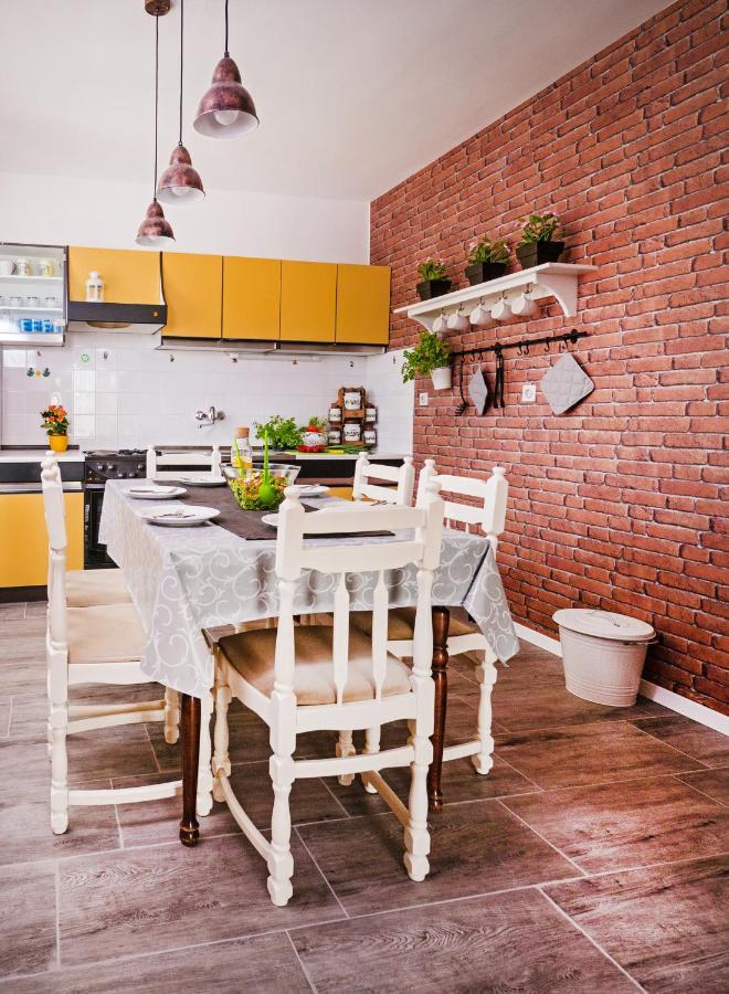Apartmani Zuban Primosten Bagian luar foto