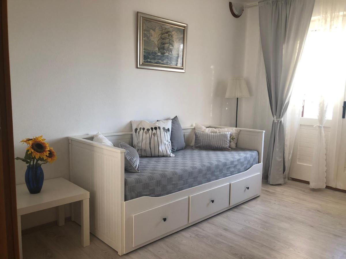 Apartmani Zuban Primosten Bagian luar foto