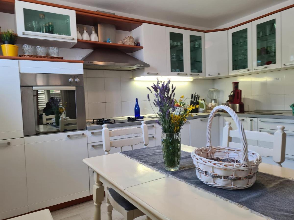 Apartmani Zuban Primosten Bagian luar foto