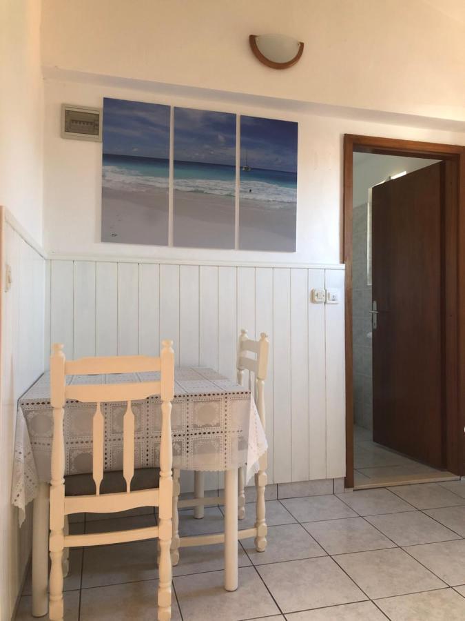 Apartmani Zuban Primosten Bagian luar foto
